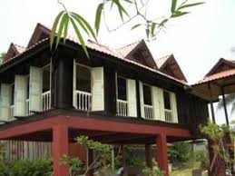 Akan tetapi jangkaan penulis meleset sama sekali. Rumah Kampung Village Houses Traditional Houses Traditional Malay House