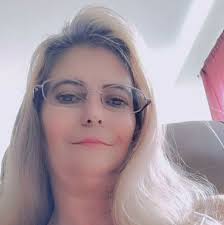 What can I do to help my cat with severe vomiting and diarrhea?