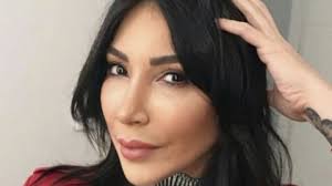 Check spelling or type a new query. Unlu Sarkici Hande Yener In Reklamdan Alacagi Rekor Ucret Dudak Ucuklatti Yerelin Gundemi