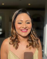 My absolute stunner all the way from Sydney for her niece wedding  celebrations last week #bridalmakeupartist #engagementlook #covidwedding  #bridalhairstylist #engagementbride #hairandmakeup  #bridalhairandmakeupartist #asainweddings #asainmakeupartist ...