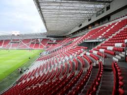 Az oldalon található írott és képi anyagok csak a forrás megjelölésével, internetes felhasználás esetén élő hivatkozás elhelyezésével (forrás: Nagyerdei Stadion Stadion In Debrecen