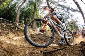 Van der poel, in passato ha dimostrato di saper dare filo da torcere anche a nino schurter e gli altri specialisti tuttavia, prima della preparazione olimpica, van der poel continuerà a correre anche su strada. Meet The Riders And Their Rides Mathieu Van Der Poel Page 2 Mountain Bike Action Magazine