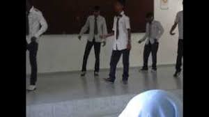 Pada 2009, sekolah menengah kebangsaan methodist memiliki 394 pelajar lelaki dan 317 pelajar perempuan. Persembahan Hari Guru Smk Methodist Sg Siput U 2013 Tarian Gembira Smm Boys Dancers By Kumara