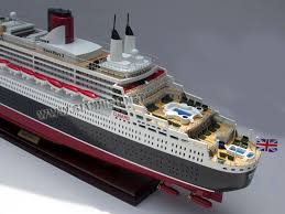 Model Queen Mary 2 From Top Stern View Queen Mary Rms Queen Mary 2 Model Boats