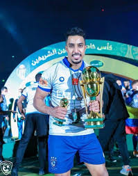 سلط الاتحاد الآسيوي لكرة القدم الضوء على بعض نجوم القارة بالفترة الحالية يتقدمهم نجم المنتخب السعودي والهلال سالم الدوسري، وذكر أنه مع اقتراب المباريات الكثيرة والسريعة على مدار أسبوعين، سوف تسعى المنتخبات خلالها. Ø³Ø§Ù„Ù… Ø§Ù„Ø¯ÙˆØ³Ø±ÙŠ Ù…ÙˆØ³ÙŠÙ‚Ø§Ø± Ø¨Ø¯Ø±Ø¬Ø© Ø§Ù…ØªÙŠØ§Ø² ÙÙŠ Ø§Ù„Ù‡Ù„Ø§Ù„ ØµØ­ÙŠÙØ© Ø³Ø¨ÙˆØ±Øª Ø§Ù„Ø³Ø¹ÙˆØ¯ÙŠØ©