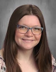 Emily Willmore's Instagram, Twitter & Facebook