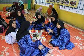 Pakcik tak cakap pun nak tempatkan saya di rumah anak yatim. Majlis Iftar Ansara Seremban 81 Di Rumah Kebajikan Nursyaheera