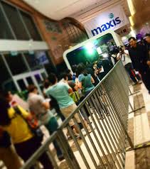Customer service help, support, information. Maxis Iphone 4s Launch Klcc Convention Centre Kinkybluefairy