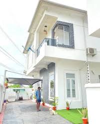 He shared a video showing the mansion of paul okoye who is responsible for almost every the mansion has a swimming pool in the upper floor as seen in the video which also shows freeze and. Fireboy Shows Off His Newly Acquired Mansion In Lagos Photos