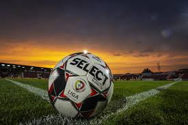 Existimos para servir o futebol profissional. Covid 19 Futebol Profissional Nao Para No Novo Confinamento Renascenca