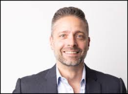 Patrick Robitaille's Instagram, Twitter & Facebook