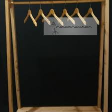 Gantungan baju adalah benda yang sangat dibutuhkan untuk menjaga pakaian anda. Jual Sp Gantungan Rak Gawang Baju Kayu Minimalis Inkuiri Com
