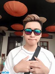 Thực chất bức ảnh của nam tài tử đã chụp cách đây gần 10 mới được bới lại. Vlogger Cung Ä'á»©c Huy