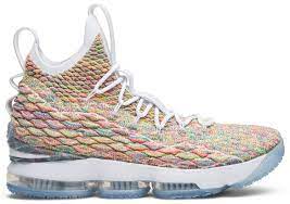 Todos nuestras zapatillas nike son 100 % auténticas y exclusivas. Lebron 15 Fruity Pebbles Nike 897648 900 Goat