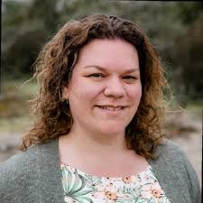 Na een mooie tijd bij Stichting Timon ga ik per 1 september beginnen met  een nieuwe uitdaging bij Alpina Group als General ledger accountant.