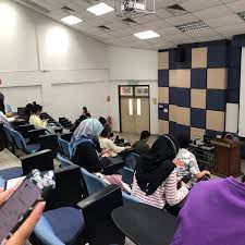 Wiwi) was established in 1993 and has pursued an interdisciplinary approach from the very start. Photos At Faculty Of Economy Management Upm College Administrative Building In Upm Serdang