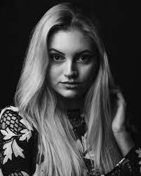 Emily Snodgrass's Instagram, Twitter & Facebook