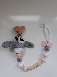 Sevimli Orgu Emzik Zincirileri Ile Hem Bebisleriniz Cok Tatli Gorunecek Hem De Saglikli Oyuncaklar Ile Buyuyecek Kolayca Orebileceginiz B Boncuk Esek Amigurumi