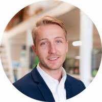 Lorena Pinheiro Da Rocha Email & Phone Number