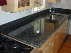 Granit arbeitsplatten preise und die einflussfaktoren: Granit Arbeitsplatte Schwarz