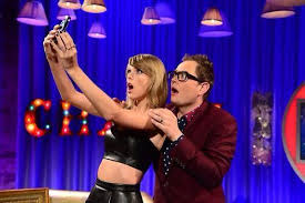Chatty man (also simply known as chatty man) is a british comedy chat show presented by comedian alan carr. Taylor On Alan Carr Chatty Man Taylor Songs Alan Carr Taylor Swift