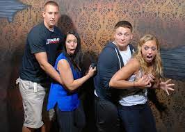 nightmares fear factory niagara falls the real but comical faces of fright fear factory haunted house attractions horror house