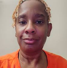 Reggie Miller gets a standing ovation from the Indiana Pacers faithful! 👏