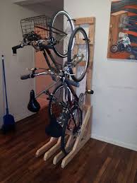 Vertical Bike Rack From 2x4s Diy Fahrradtrager Fahrradhanger Und Fahrrad Aufbewahrung
