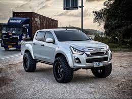 pin by dam auto car on isuzu vcross isuzu d max toyota hilux honda fit