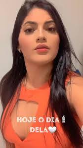 Danielle Rosen's Instagram, Twitter & Facebook