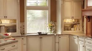 kitchen floor tiles for small kitchen