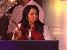 Preeti Raghunandan (News Anchor) उम्र, पति, परिवार, Biography in Hindi -  बायोग्राफी