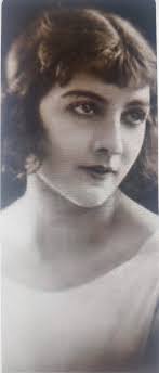 Caron Allan (@caron_allan)