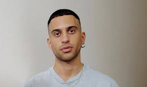 Oggi aperto fino a mezzanotte. Amor De Mi Vida 2021 Mahmood Canta Nel Nuovo Disco Dei Sottotono Audio Spyit