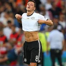 Открыть страницу «philippe coutinho» на facebook. Instagram Photo By Mesut Ozil Fanpage Jul 8 2016 At 1 21am Utc Mesut Ozil Ozil Soccer Players