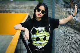 Kaos distro lengan panjang di agera grosir. Aneka Model Baju Distro Pria Wanita Dan Anak Anak Konveksi Baju Bahan Goodie Bag Banner Murah Berkualitas