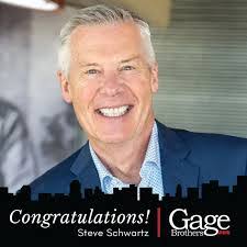 Travis Urban's Instagram, Twitter & Facebook