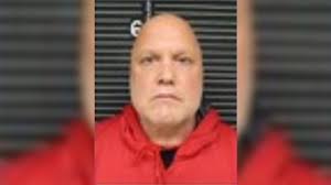 Kraft is charged with two misdemeanor counts of soliciting prostitution at a day spa in jupiter, fla. Mlb Umpire Arrested In Ohio Human Trafficking Sting Tmz Reports