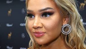Discover images and videos about shirin david from all over the world on we heart it. Shirin David Don T F K With Shirin Das Sagt Sie Zu Ausbeutungs Vorwurfen Bunte De