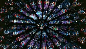 Une grande partie de la charpente, datée du xiiie siècle, a déjà. Notre Dame L Orgue Principal Et Les Vitraux Des Rosaces Ont Survecu A L Incendie Le Lorrain