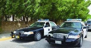 الأجهزة الأمنية بمكة تطيح بشاب على خلفية بلاغ عقوق أطاحت الأجهزة الأمنية بالعاصمة المقدسة بشاب على خلفية بلاغ عقوق مرفوع ضده وذلك بع Police Cars Vehicles Car