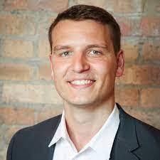 Travis Nieman's Instagram, Twitter & Facebook