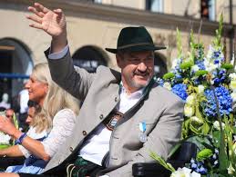 Der bayerische Ministerpräsident weiß zufällig, dass in Bayern alles klappt – bis auf eine Sache