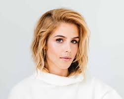 Emily bett rickards was born july 24, 1991 in vancouver, canada. Emily Bett Rickards Euphoria