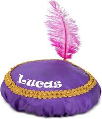 We hebben de 110 likes bereikt🎉🎉 dit is de uitslag nineke van asperen gefeliciteerd neem contact met ons op. Bol Com Pieten Muts Met Naam Sinterklaas Pietenmuts Sinterklaas Decoratie Pieten Muts