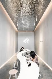 Top Interior Design Schools In The Us Biggestinteriordesigncompanies Id 3250733994 Interiortri Cafe Interior Design Commercial Interior Design Ceiling Design