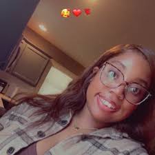 Eboni Fullilove (@EboniFullilove)