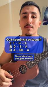 Pantera Cor de Rosa no Ukulele