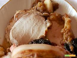 L'arista alla fiorentina è uno dei piatti più rappresentativi della cucina toscana. Arista Di Maiale Con Prugne E Mele Ricetta Trovaricetta Com