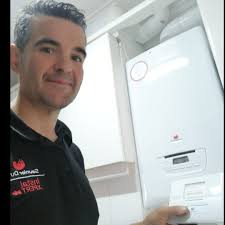 Enrique Bardón González